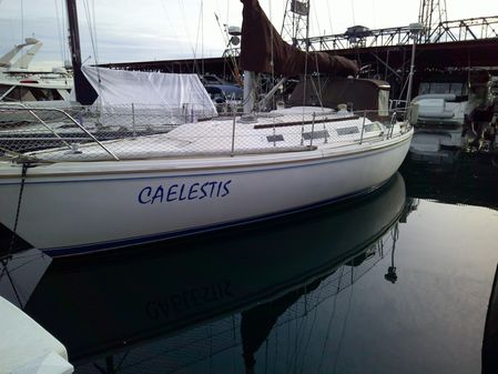 Catalina 36' sloop image