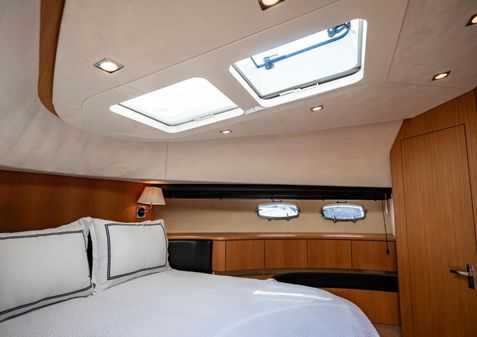 Fairline Squadron 78 Custom image