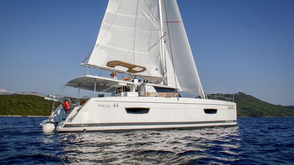 Fountaine Pajot Helia 44 Evolution 