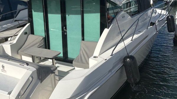 Tiara Yachts C39 Coupe 