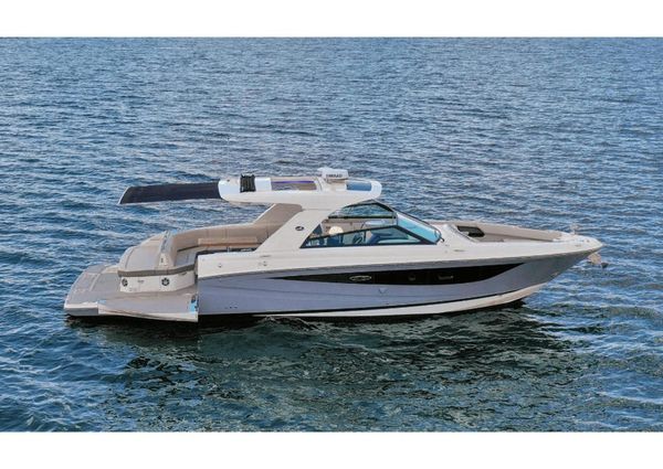 Sea Ray 400 SLX image