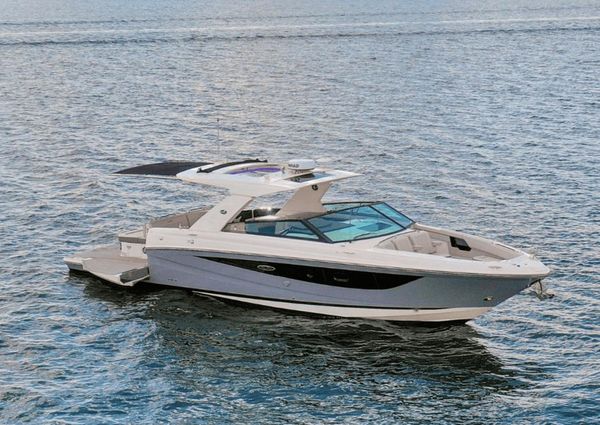 Sea Ray 400 SLX image