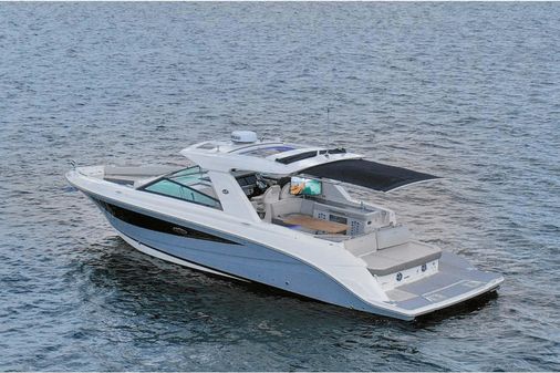 Sea Ray 400 SLX image