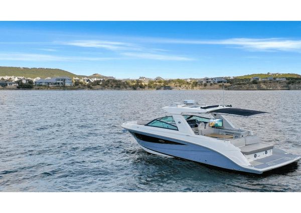 Sea Ray 400 SLX image