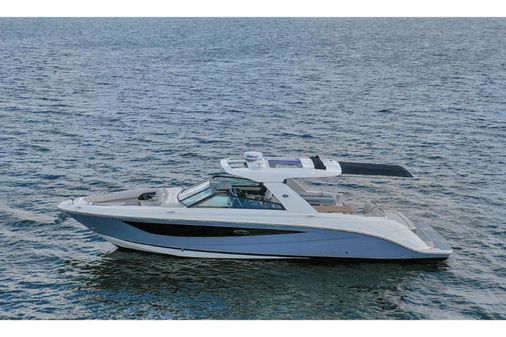 Sea Ray 400 SLX image