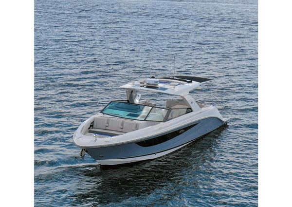 Sea Ray 400 SLX image