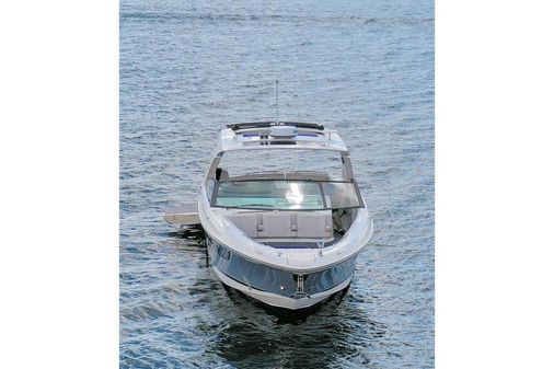 Sea Ray 400 SLX image