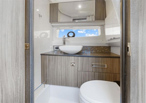 Sea Ray 400 SLX image