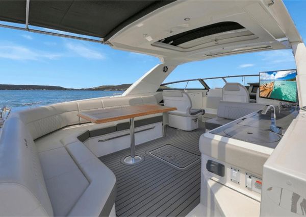 Sea Ray 400 SLX image