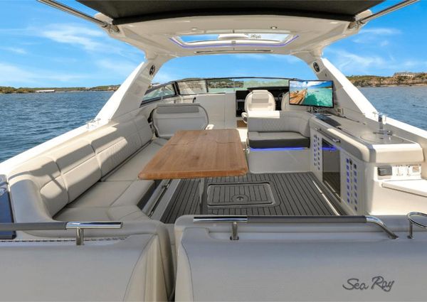 Sea Ray 400 SLX image