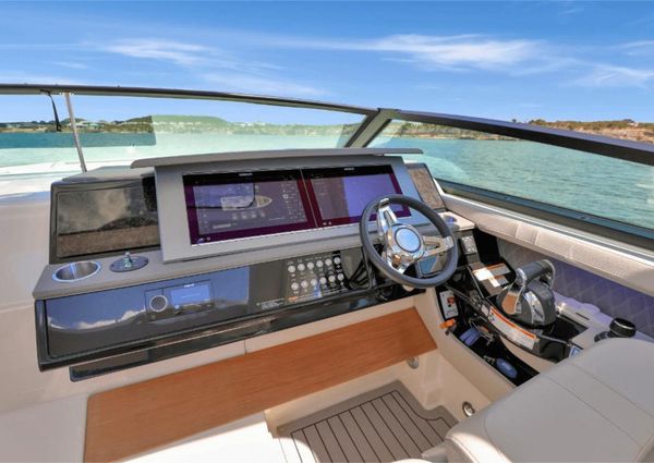 Sea Ray 400 SLX image