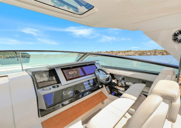 Sea Ray 400 SLX image