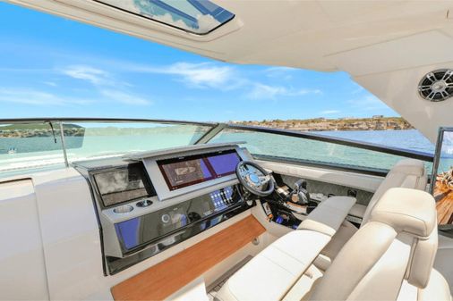 Sea Ray 400 SLX image