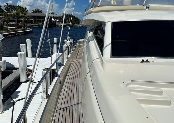 Ferretti Yachts 80 image