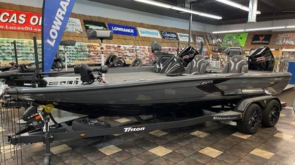 Triton 21 XrT