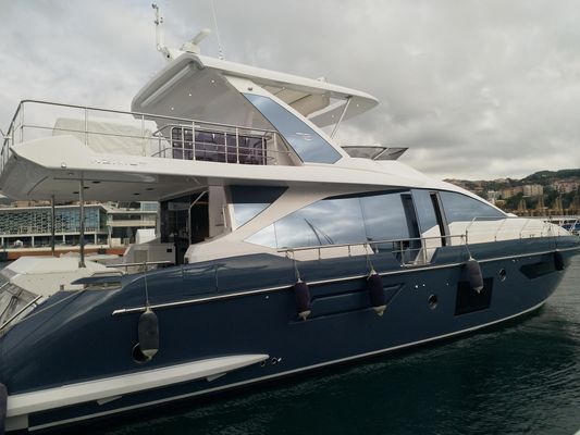 Azimut 72 - main image