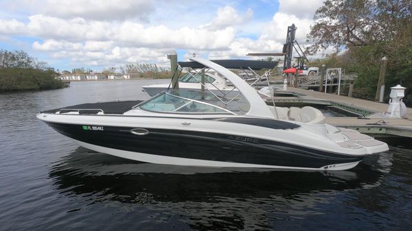 Azure AZ298 Bowrider
