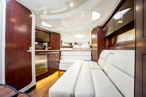 Monterey 335 Sport Yacht image