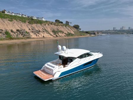 Tiara Yachts 53 Coupe image