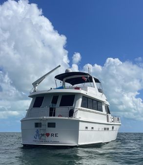 Hatteras 54 Extended Deckhouse image