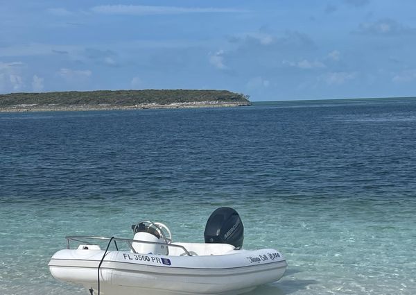 Hatteras 54 Extended Deckhouse image