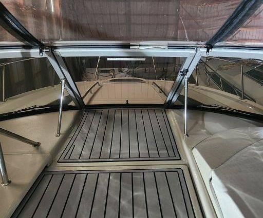 Sea Ray 310 Sundancer image