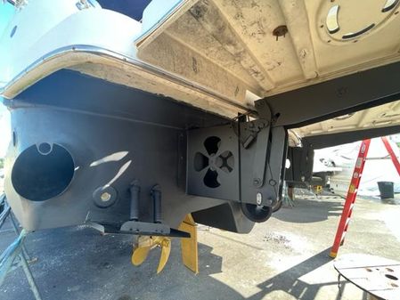 Sea-ray SEDAN-BRIDGE image