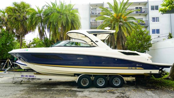 Sea Ray 350 SLX 