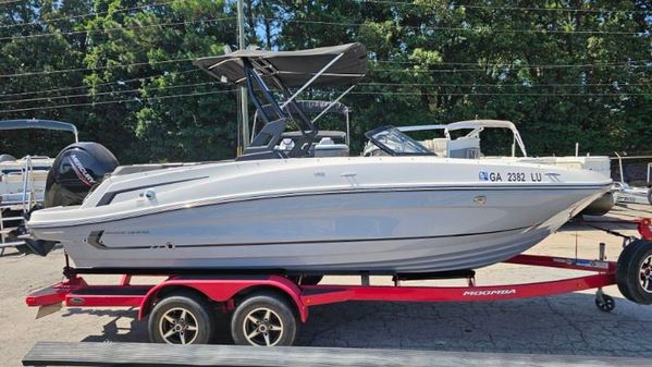 Bayliner VR5-BOWRIDER-OB image