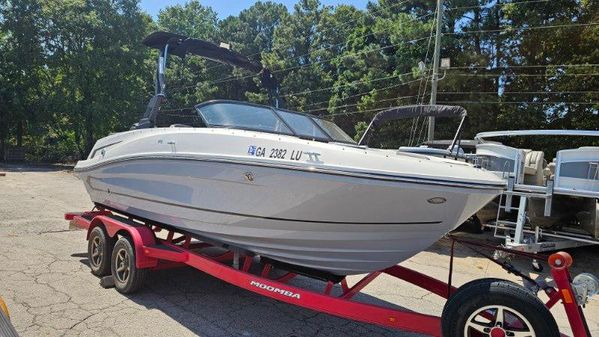 Bayliner VR5-BOWRIDER-OB image