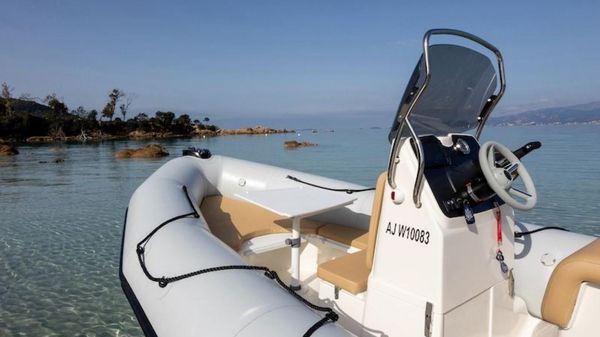 Bombard Sunrider 650 Neo