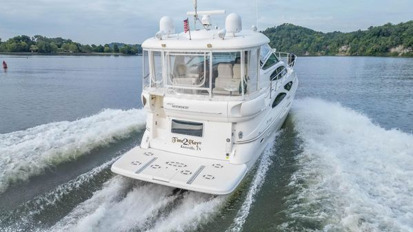 Cruisers Yachts 455 Express Motoryacht image