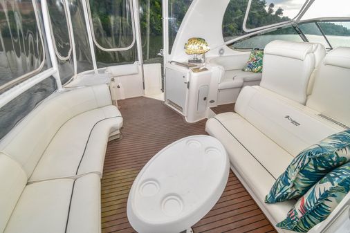 Cruisers Yachts 455 Express Motoryacht image