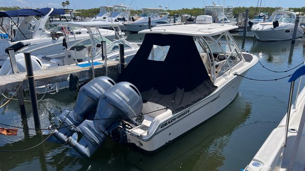 Grady-White Freedom 255