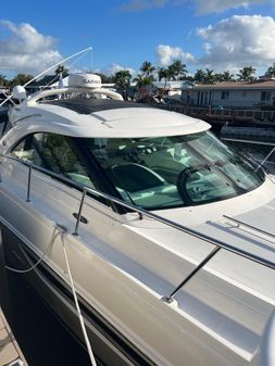 Sea Ray 410 Sundancer image