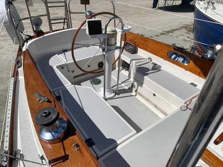 Cape Dory 36 image