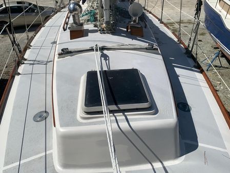 Cape Dory 36 image