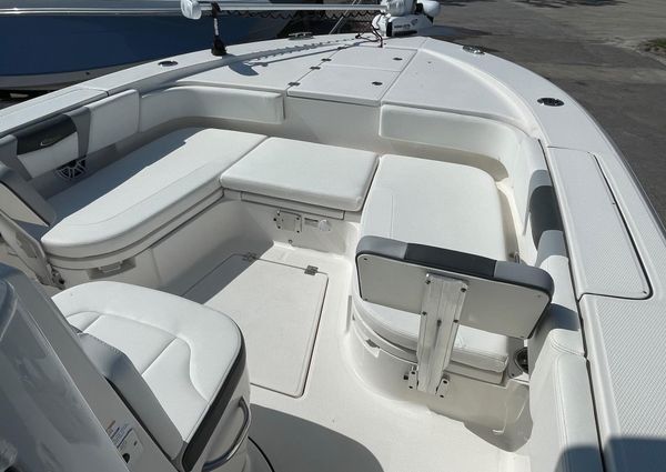 Robalo 266-CAYMAN image