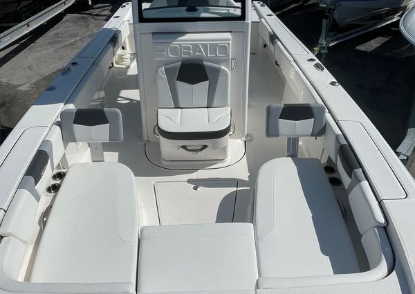 Robalo 266-CAYMAN image