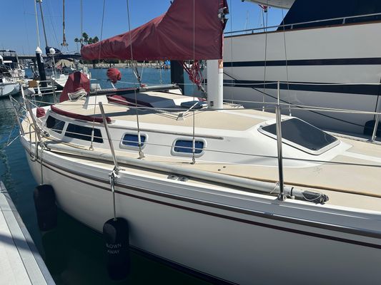 Catalina 30 - main image