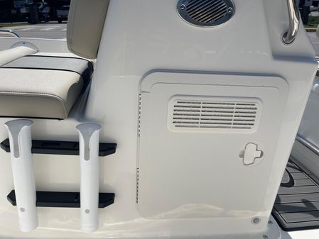 Key-west 1720-CENTER-CONSOLE image