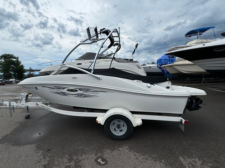 Sea-ray 185-SPORT image