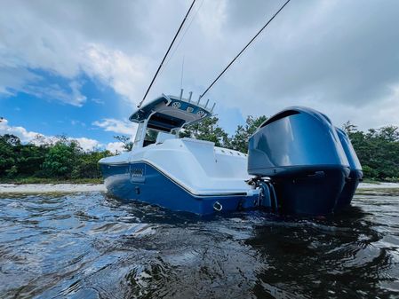 Everglades 295-CENTER-CONSOLE image