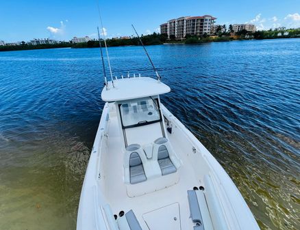 Everglades 295 Center Console image