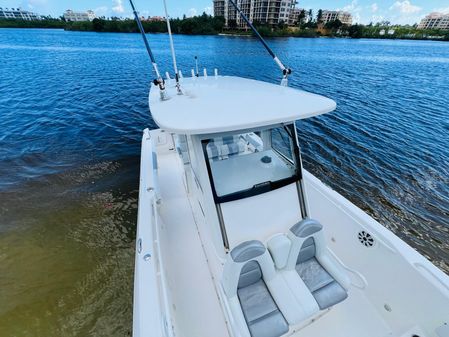 Everglades 295 Center Console image