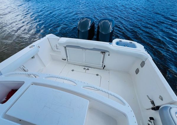 Everglades 295-CENTER-CONSOLE image