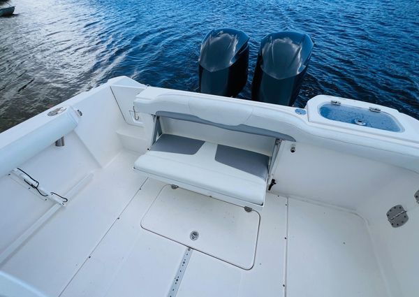 Everglades 295-CENTER-CONSOLE image