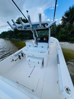 Everglades 295 Center Console image