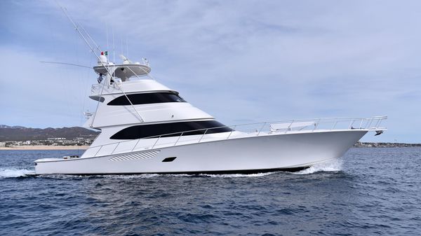 Viking 82 Enclosed Bridge 