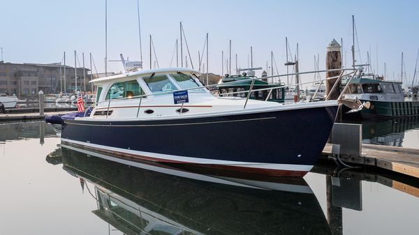 Back Cove 32